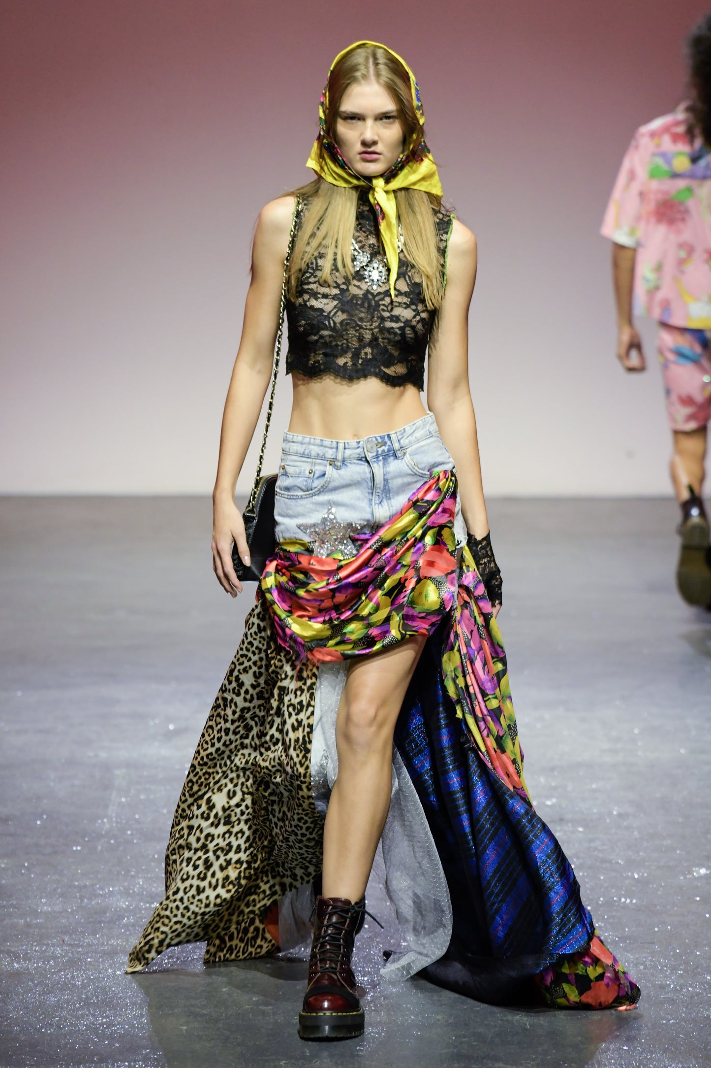 MORTICIA Lace Sequins Cropped Top Black