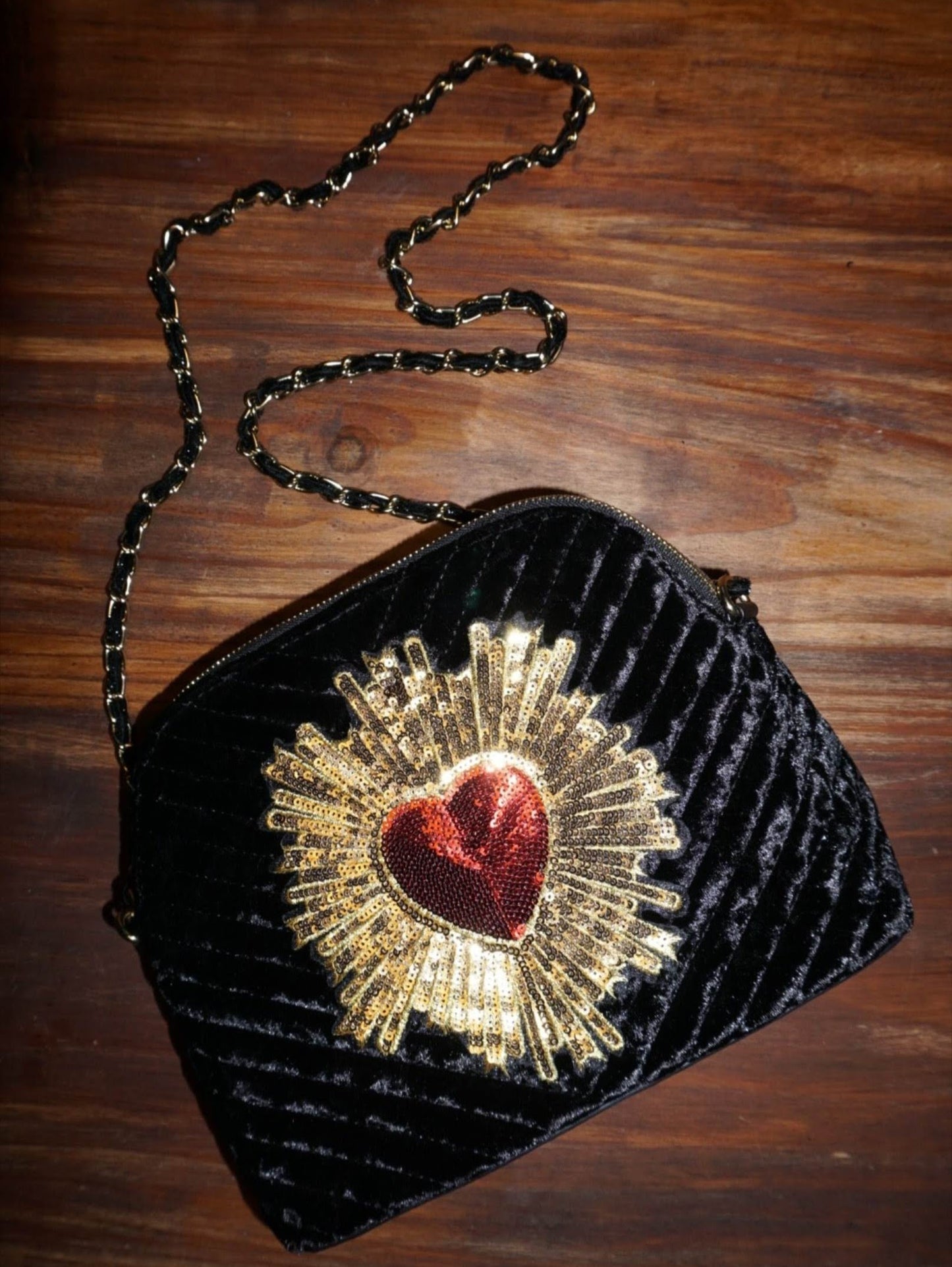 BURNING HEART Handbag